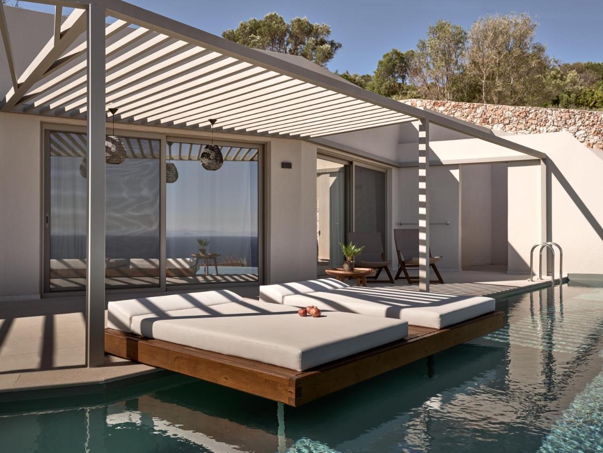 Yoma Cove Villa Volímai