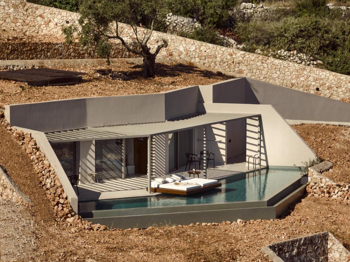 Yoma Cove Villa Volímai